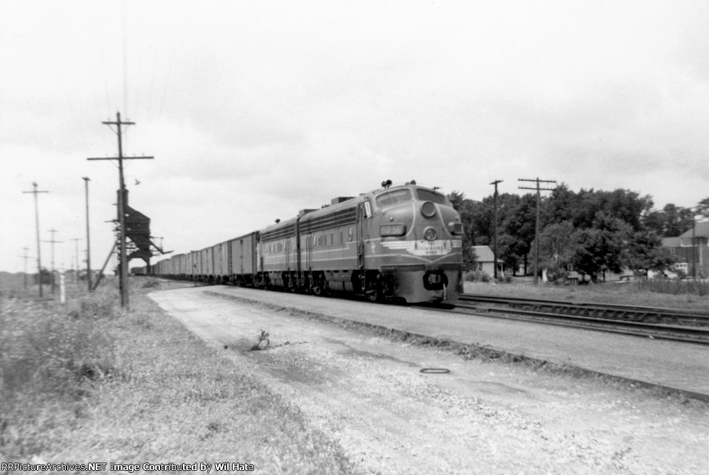 Milwaukee Road F7A 75C